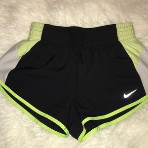 XS Nike shorts